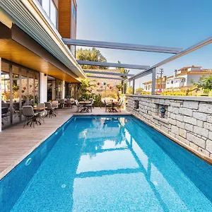 Yerli Hotel